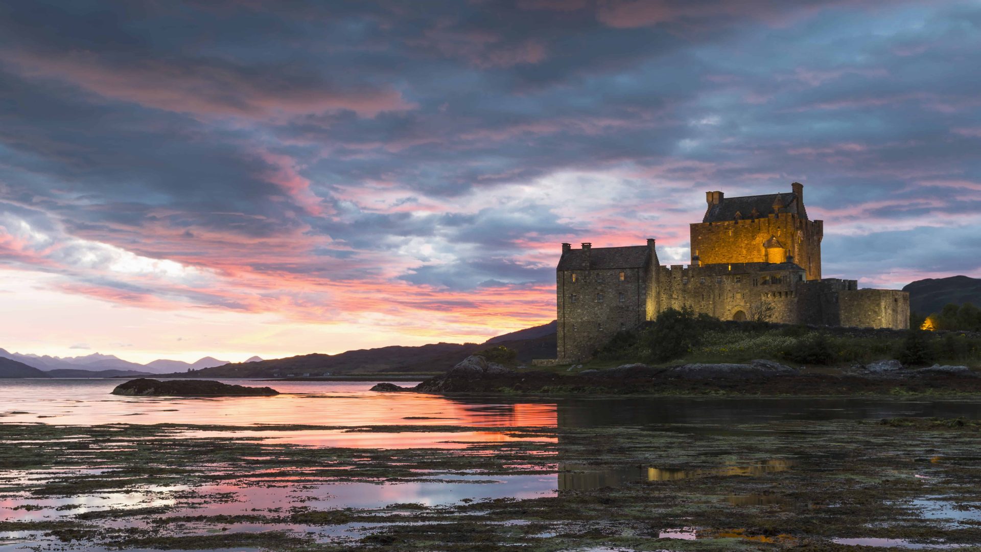 Eilean Donan Castle on Loch Duich at Dornie Eilean Donan Castle on Loch Duich at Dornie