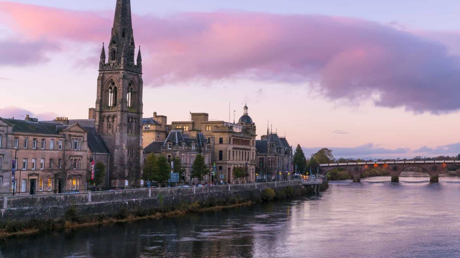 Looking toward St Matthew’s Church on the River Tay, Perth. Looking toward St Matthew's Church on the River Tay, Perth.
